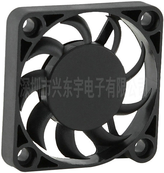 安防設(shè)備散熱風(fēng)扇http://www.apa19.com/products-detail.asp?cpid=111